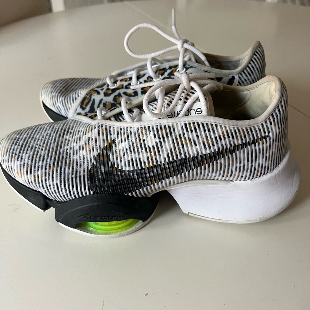 Nike Superrep Leopard Print Hitt Sneakers.